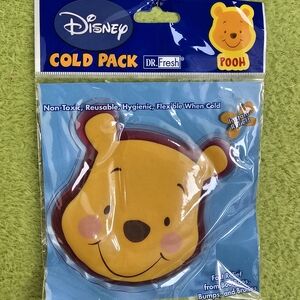 NWT NIP  3"x3"  COLD PACK  Disney POOH BEAR for Boo-Boos BUMPS + BRUISES (Q7)
